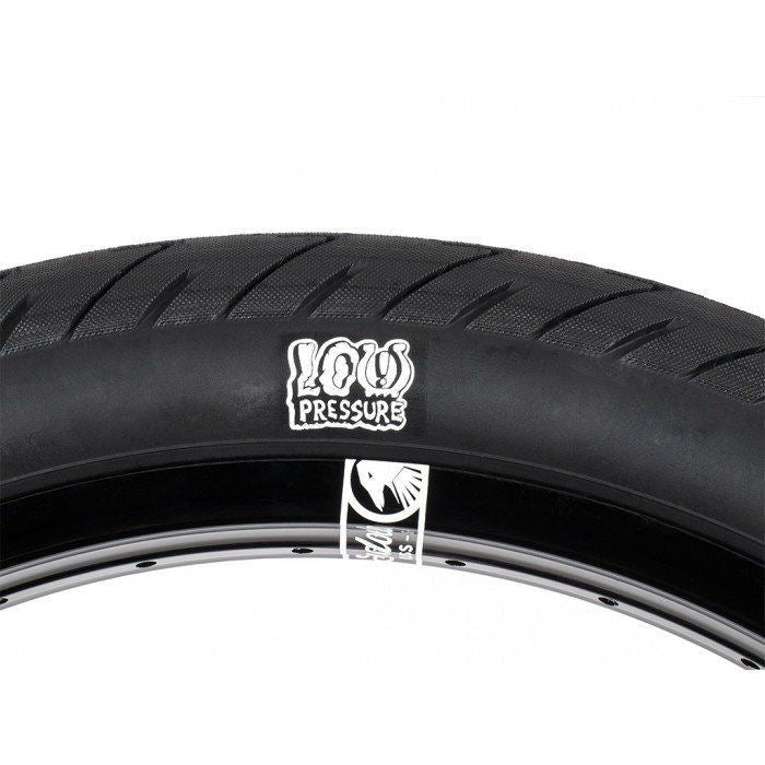 Shadow Strada Nuova Low Pressure Tire – Sparky's Brands
