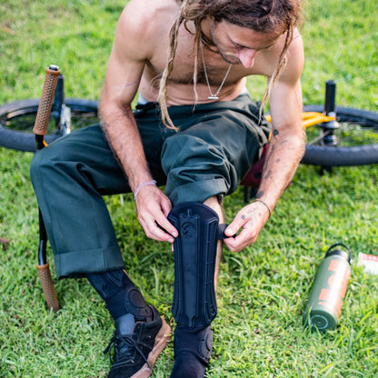 Shadow Invisa-Lite Shin / Ankle Combo