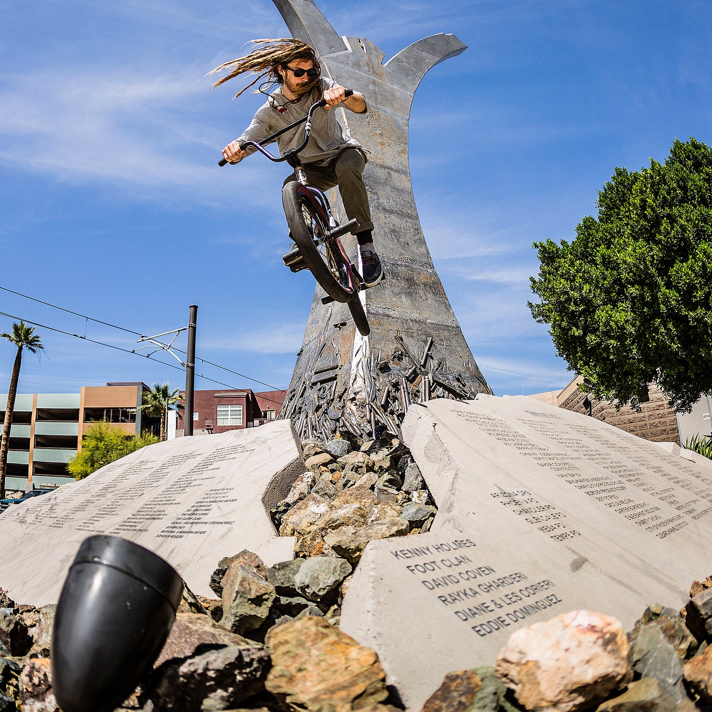 Shadow Invisa-Lite Shin Pads